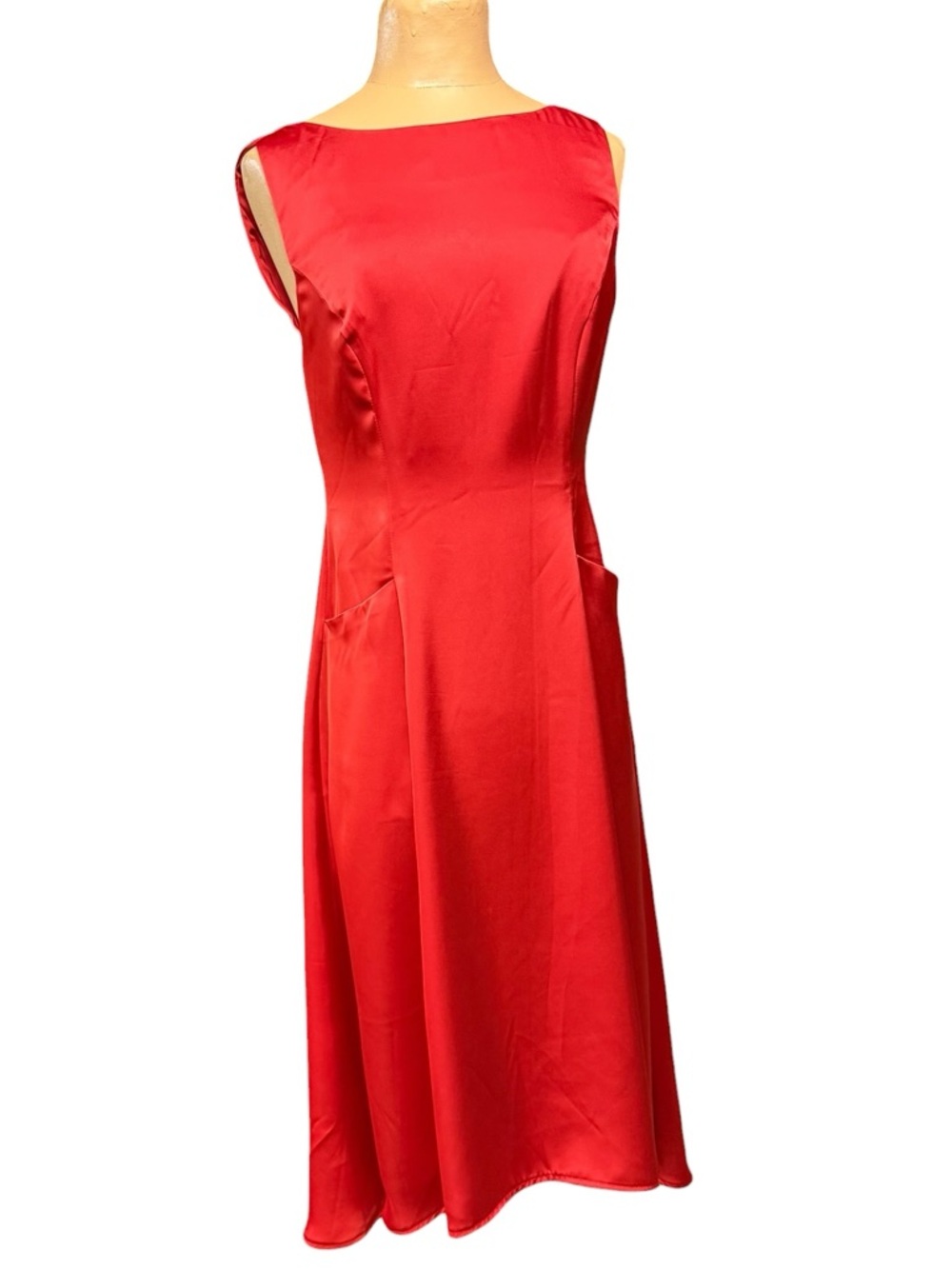 Elegant Minimalist Vermilion Color Thick Stretchy Satin Dress